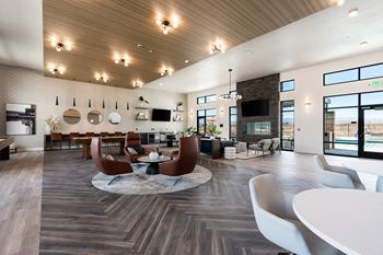 Clubhouse interior1